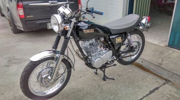 ขาย yamaha sr500 เดิมๆเครื่องดี พร้อมใช้ครับ ขาย yamaha sr500 เดิมๆเครื่องดี พร้อมใช้ครับ