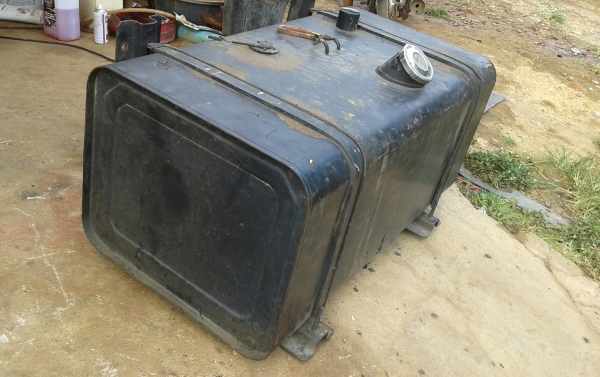 ถังน้ำมัน 300 ลิตร เก่าญี่ปุ่นแท้