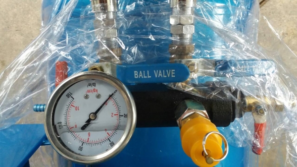 ขายปั้มลมของใหม่ 2 แรง 148 ลิตร ขายปั้มลมของใหม่ 2 แรง 148 ลิตร