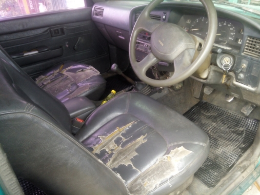 ขายรถกะบะไมตี้แค็ป เครื่องดี คัตซีสวยเดิม หน้าเดิม พร้อมหลังคา