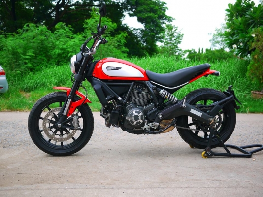 ขาย Ducati Scrambler !!! สภาพนางฟ้ารถป้ายแดงชัดๆ