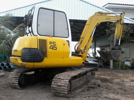 ขาย PC45-1รุ่น7สภาพสวยๆครบๆเครื่องดีปั๊มนิ้วช่วงล่างเต็มแอร์หนาวตัวเดินเงียบฉีกเลี้ยวสบายรถเก่านอก1ปี