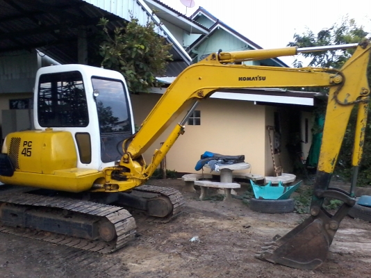 ขาย PC45-1รุ่น7สภาพสวยๆครบๆเครื่องดีปั๊มนิ้วช่วงล่างเต็มแอร์หนาวตัวเดินเงียบฉีกเลี้ยวสบายรถเก่านอก1ปี