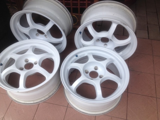 ล้อ BLACK RACING ญี่ปุ่นขอบ16กว้าง7อ๊อฟ38 4รู100สีเดิมๆยุ่นสภาพสวย