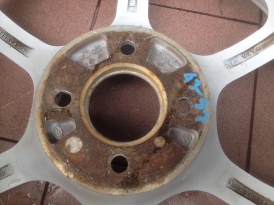 ล้อ BLACK RACING ญี่ปุ่นขอบ16กว้าง7อ๊อฟ38 4รู100สีเดิมๆยุ่นสภาพสวย