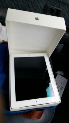 IPAD 3  32GB 3G wifi