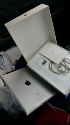 IPAD 3  32GB 3G wifi