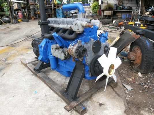 ขายเครื่องนิสสัน6สูบ เครื่องแน่นๆครับ 230แรงม้า พร้อมเกียร์ ขาย 65000 บาท