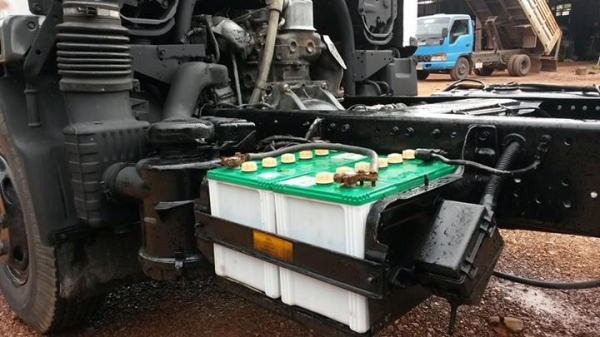 มิตซู แคนเตอร์ 110  แรง  ใช้งานมาแค่ 50,000 โล