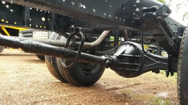 มิตซู แคนเตอร์ 110  แรง  ใช้งานมาแค่ 50,000 โล