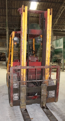 ขาย FORKLIFT NISSAN 4 ตัน ขาย FORKLIFT NISSAN 4 ตัน