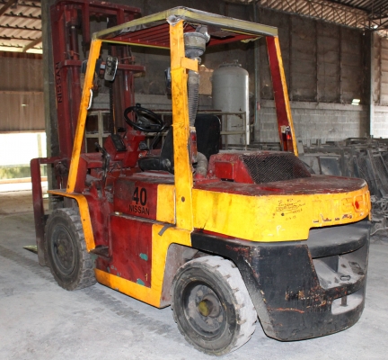 ขาย FORKLIFT NISSAN 4 ตัน ขาย FORKLIFT NISSAN 4 ตัน