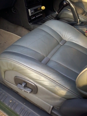 ขายรถเดิมสภาพสวย เล่มทเบียนพร้อมโอนครับ รถไม่มีฝุลดราคาครับ85000บาท