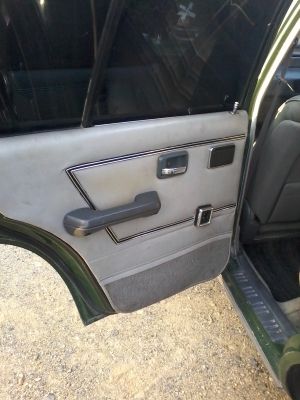 ขายรถเดิมสภาพสวย เล่มทเบียนพร้อมโอนครับ รถไม่มีฝุลดราคาครับ85000บาท