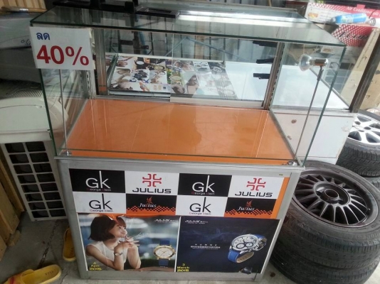 ขายตู้โชว์ แฟชั่น หรูหราสวยงาม ได้ทั้ง นาฬิกา โทรสัพมือถือ เบเกอร์รี่ เอนกประสงค์ สภาพสวยมาก มีไฟส่องภายในตู้ครบ สั่งประกอบพิเศษมา  มีบริการยกส่งในกทม. ฟรี!ถึงที่ครับ ใบใหญ่2x,xxx ไม่ขายวันนี้ตอนนี้ขาย4000บาท ใบเล็ก 14,xxx ไม่ขายวันนี้ตอนนี้ขาย3000บาท สนใ