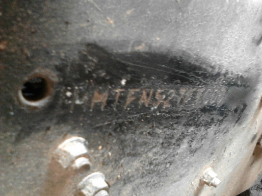 รถมิตซู 10 ล้อ หัวลาก FN - 527 / 260  แรงม้า. ปี 49   สนใจติดต่อ  081 - 6079515