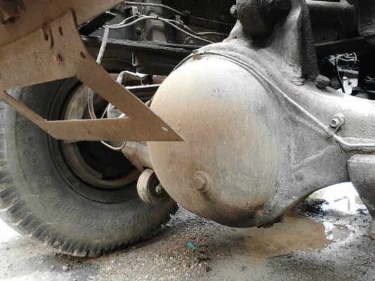 รถมิตซู 10 ล้อ หัวลาก FN - 527 / 260  แรงม้า. ปี 49   สนใจติดต่อ  081 - 6079515