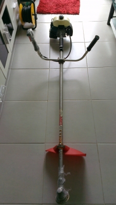 ขายเครื่องตัดหญ้า ขายเครื่องตัดหญ้า