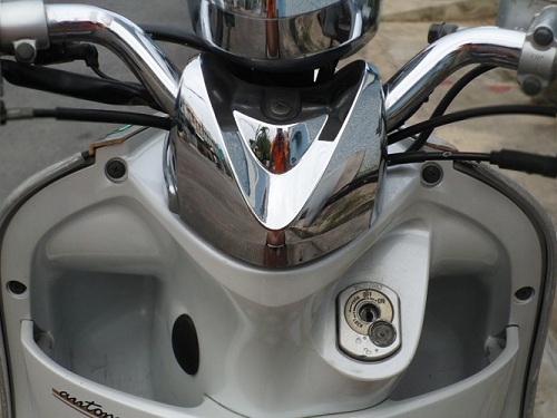 Fino ปลายปี51 เดิมทั้งคัน ภาษี พรบ ไม่ขาด