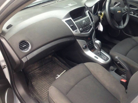 Chevrolet Cruze  ปี11   เครื่อง1.6    auto