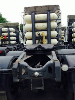 ขายด่วนครับ หัวลาก ISUZU DECA 320 ปี 48 และ ปี 50 รถสวยครับ พร้อมใช้งาน รวม 5 คัน