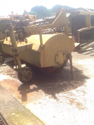 ขายไม้กวาดถนน ขนปัดยังเต็มอยู่ ราคา 160000