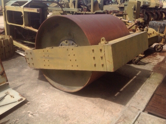 ขายรถบดแบบใช้ลากสั่นสะเทือน ราคา 210000