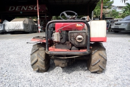 ขาย รถตัดหญ้าแบบนั่งขับ MAMETORA นำเข้าจากญี่ปุ่น สภาพพร้อมใช้งาน  เครื่อง 14 แรง ราคา 42,000