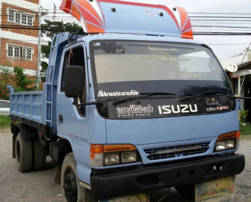 หกล้อ อีซูซุ NPR120 ดั้ม5คิว รถห้างปี41 แอร์เย็น เล่มทะเบียนพร้อมโอน  ราคา 525,000บ บริการขับส่งฮอดบ้าน ครับ