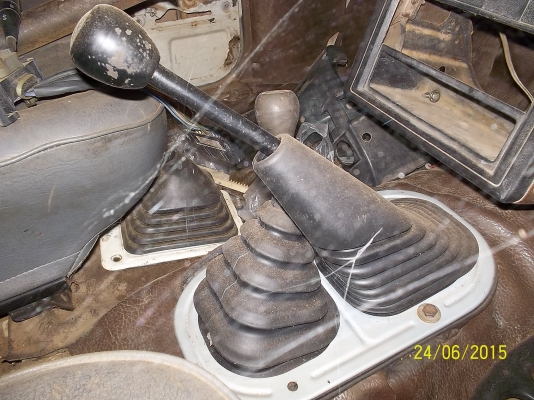 ขายโตโยต้า NY56  4x4 เครื่อง เบนซิลกระบะ4ขอ พวงมาลัยเพาเวอร์  ตามสภาพ เอกสารทะเบียนพร้อมโอน