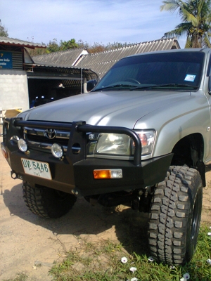 ขายด่วนครับ Toyota Tiger ไทเกอร์ ปี่ 2004 เครื่อง 2KD คานแข็ง 4WD พร้อมทะเบียนถูกต้อง