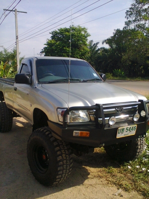 ขายด่วนครับ Toyota Tiger ไทเกอร์ ปี่ 2004 เครื่อง 2KD คานแข็ง 4WD พร้อมทะเบียนถูกต้อง