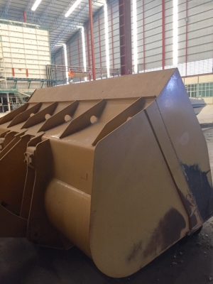 ขายรถตักล้อยาง LIUGONG รถใช้งานนิดเดียว ราคา 1800000