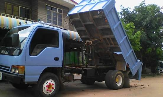 ขาย อีซูซุดั้ม 120 เเรงม้าสภาพสวยจัด รถพร้อมใช้งานคับ