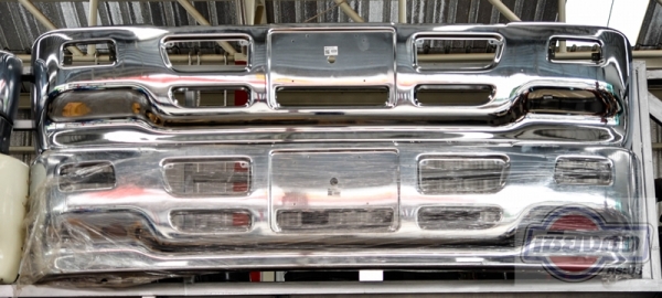 กันชนหน้ารถบรรทุกมีหลายรุ่น หลายยี่ห้อ กันชนหน้ารถบรรทุกมีหลายรุ่น หลายยี่ห้อ