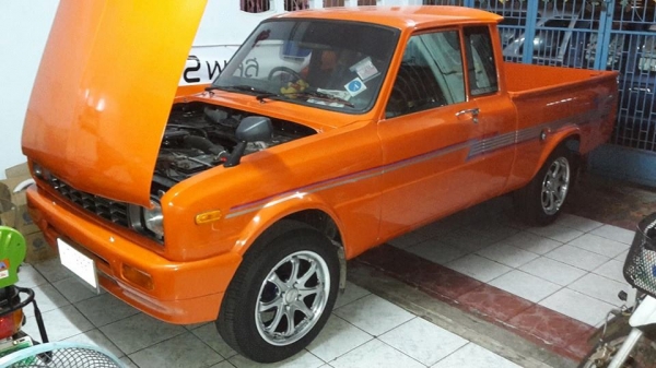 ขาย มาสด้า แฟมิเลีย