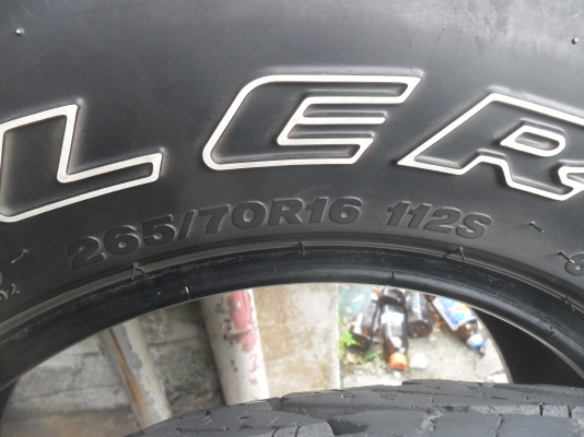 ยาง BRIDGESTONE 265/70R16ปี11 สวยๆ 4 เส้น ราคา 4200 บาท