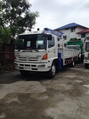 ขายรถ 6 ล้อกะบะติดเครน 5 ตัน 4 ปลอก ยี่ห้อ HINO รุ่น เมก้า เครื่องยนต์ 212 แรงม้า