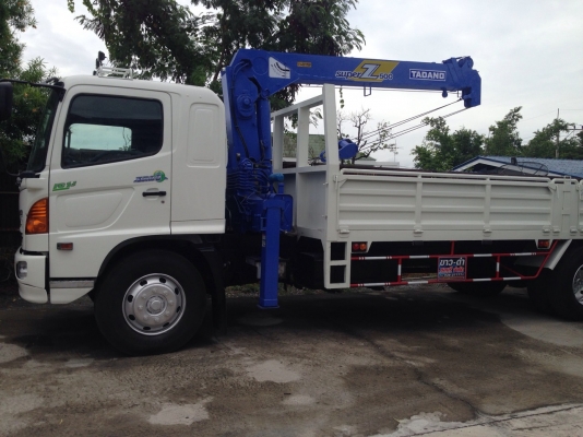 ขายรถ 6 ล้อกะบะติดเครน 5 ตัน 4 ปลอก ยี่ห้อ HINO รุ่น เมก้า เครื่องยนต์ 212 แรงม้า