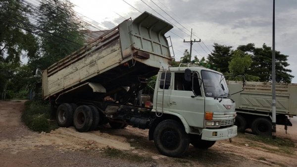 สิบล้อ 2 เพลา ฮีโน่ เอฟ 17