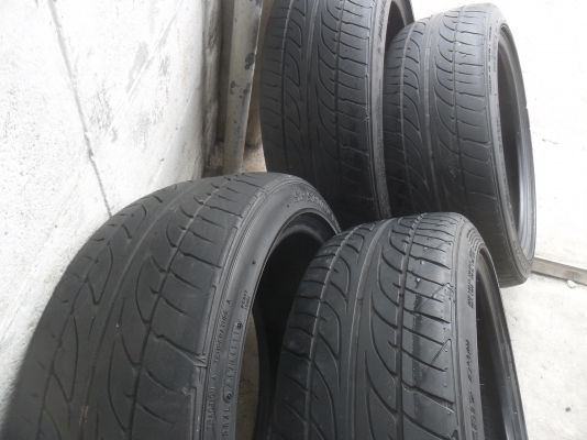ยาง DUNLOP 205/45R17ปี11 สวยๆ 4 เส้น ราคา 2500 บาท