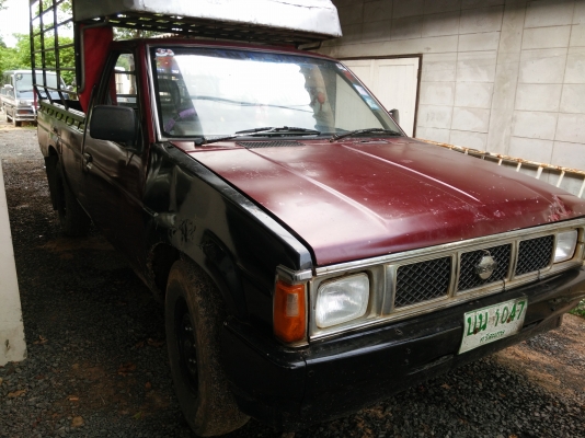 ขายนิสสัน บิ๊กเอ็มเครื่องดีแซสซีสวยมาก