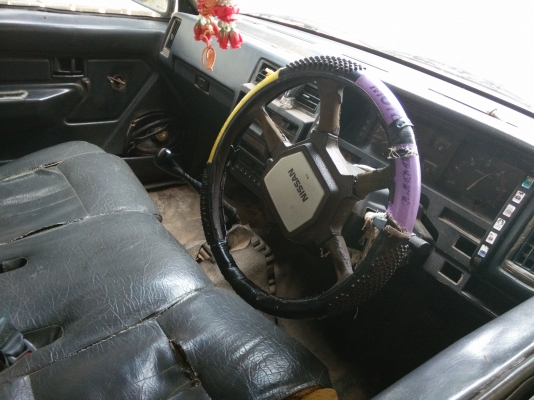 ขายนิสสัน บิ๊กเอ็มเครื่องดีแซสซีสวยมาก