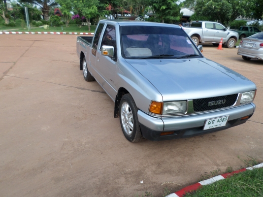 ขายรถกระบะ ISUZU TFR SPACECAB SLX ปี38 พวงมาลัยพาเวอร์ เครื่องดีรถเดิมบางทั้งคัน เครื่องนิ่งมากครับประหยัดน้ำมันสุดๆ ช่วงล่างแน่นปึกครัชชีเดิมสวยไม่มีผุ เอกสารพร้อมโอน+ภาษีพรบ.เมษายน2559 สีบอร์นเงินสวยๆไร้ที่ติ+แอร์เย็นจัด+ชีดีMP3 USB +ล้อแม๊กยางดี4เส้น+แ