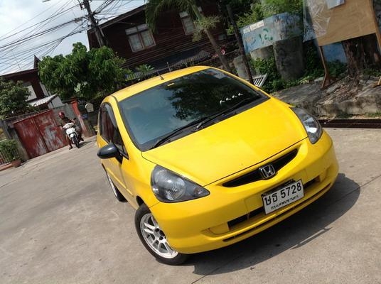 ขายHonda Jazz 04 IDSI สภาพดี โคมดำ เซ็นทรัลล็อก กุณแจรีโมท