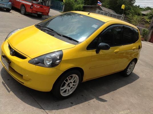 ขายHonda Jazz 04 IDSI สภาพดี โคมดำ เซ็นทรัลล็อก กุณแจรีโมท