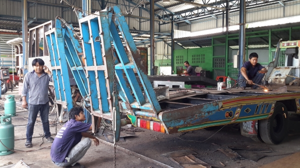 ขายด่วนHINO แรงเจอร์4 Dเครื่องHO7C 180แรงม้า