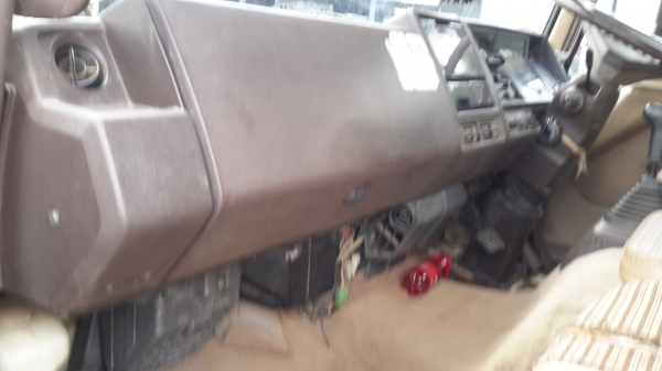 ขายด่วนHINO แรงเจอร์4 Dเครื่องHO7C 180แรงม้า