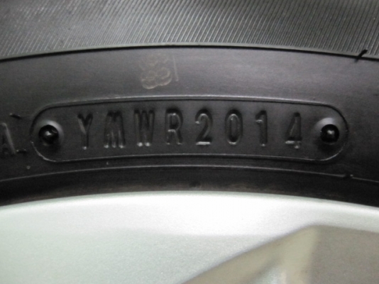 ขายล้อแม็กพร้อมยางป้ายแดง TOYOTA VIOS YARIS สภาพใหม่มากๆ