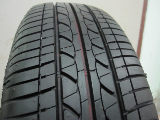 ขายยางติดรถป้ายแดงปี 15 ยี่ห้อ Bridgestone ขนาด 175 65R 15 ใส่ City และ Jazz